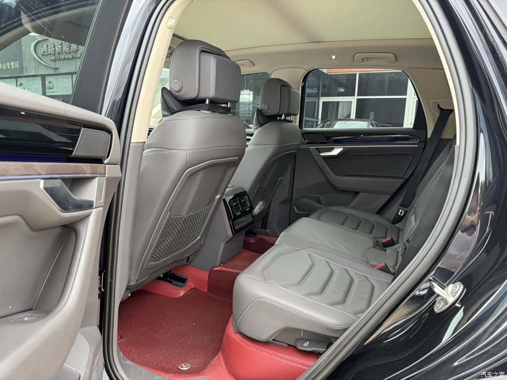 Volkswagen Touareg, 2021 6