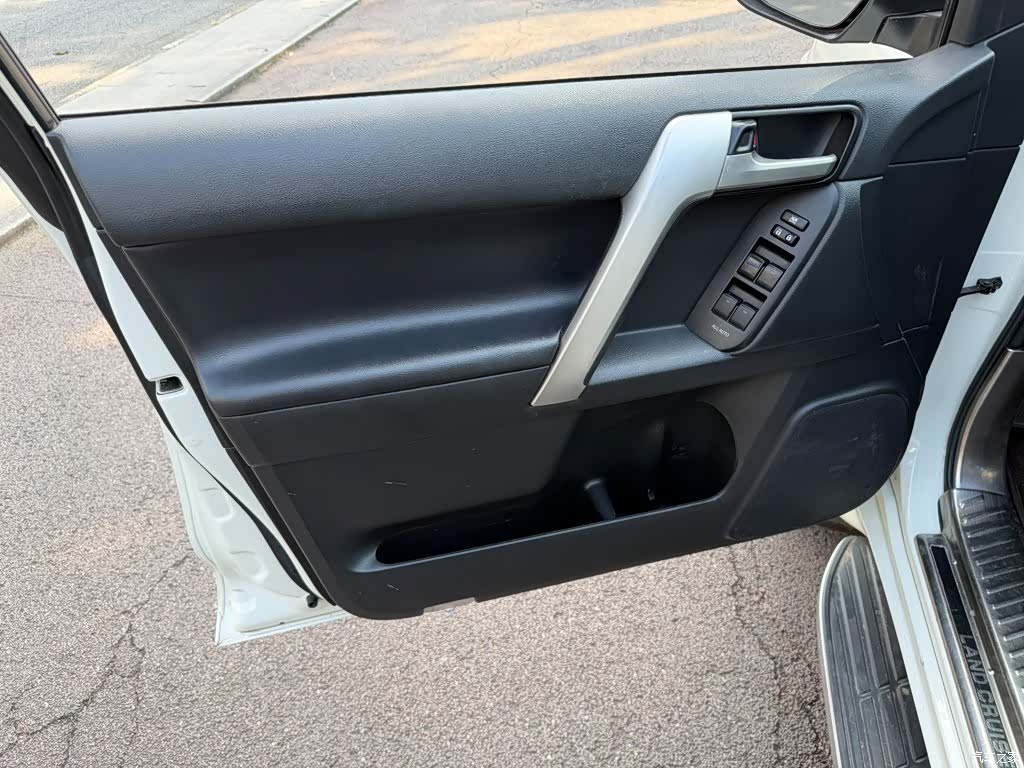 Toyota Prado, 2019 6