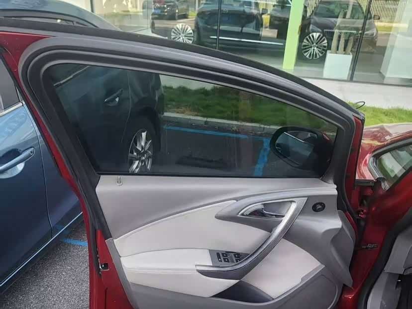 Buick Yinglang