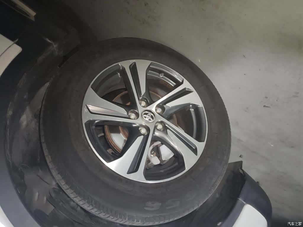 Toyota RAV4, 2016 25