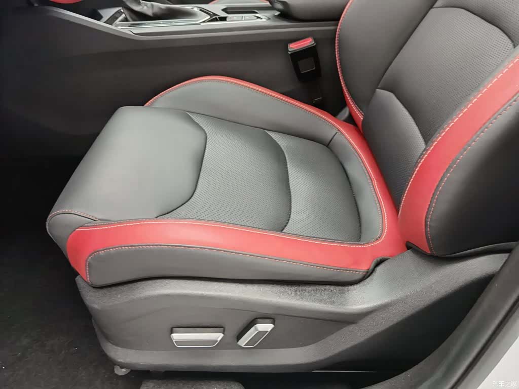 Geely Emgrand, 2021 20