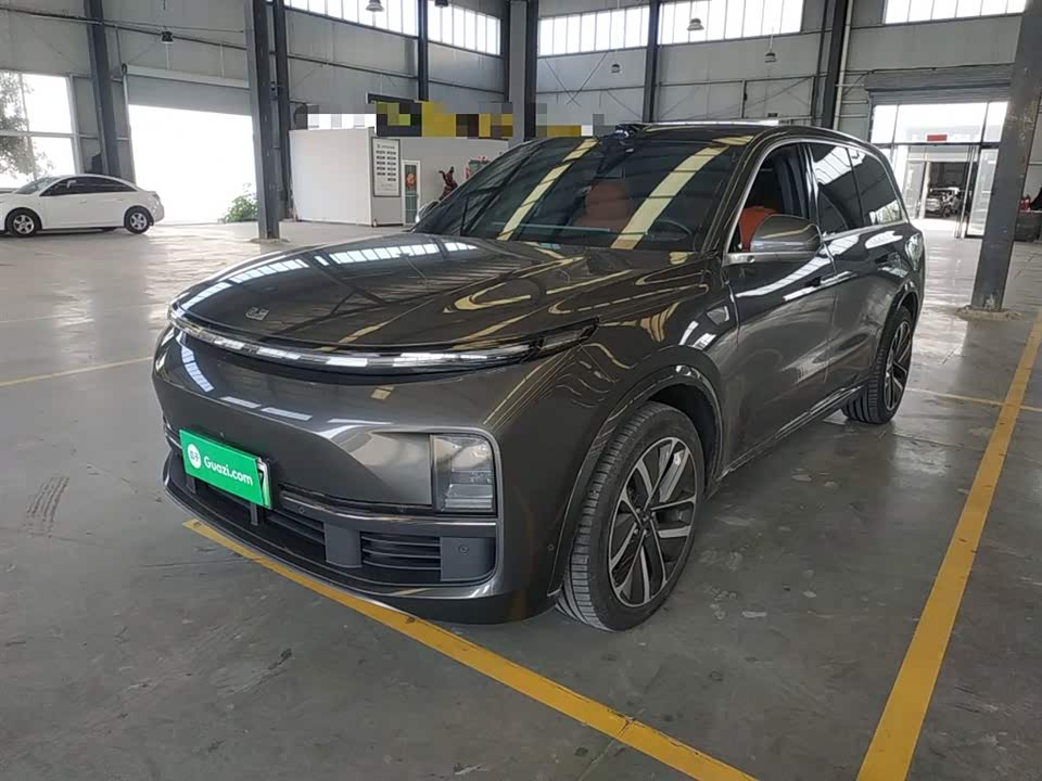 Li Auto Ideal L8