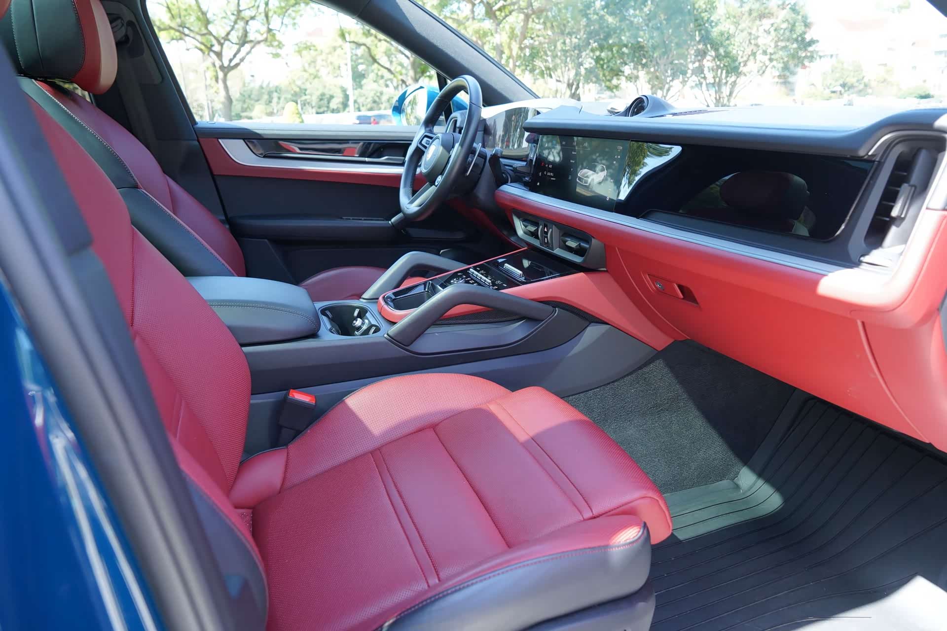 Porsche Cayenne, 2025 14