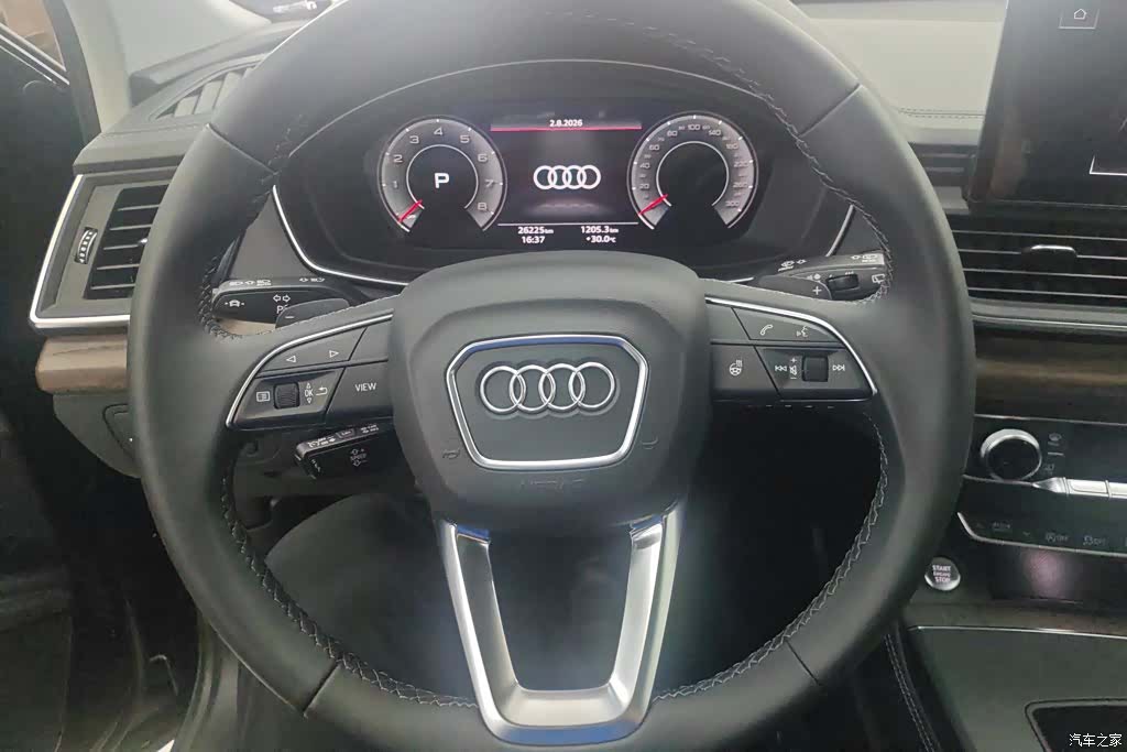 Audi Q5L, 2022 15