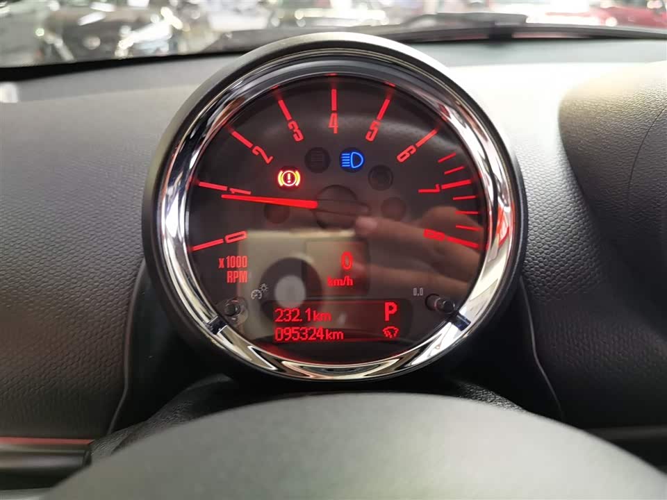 MINI COUNTRYMAN