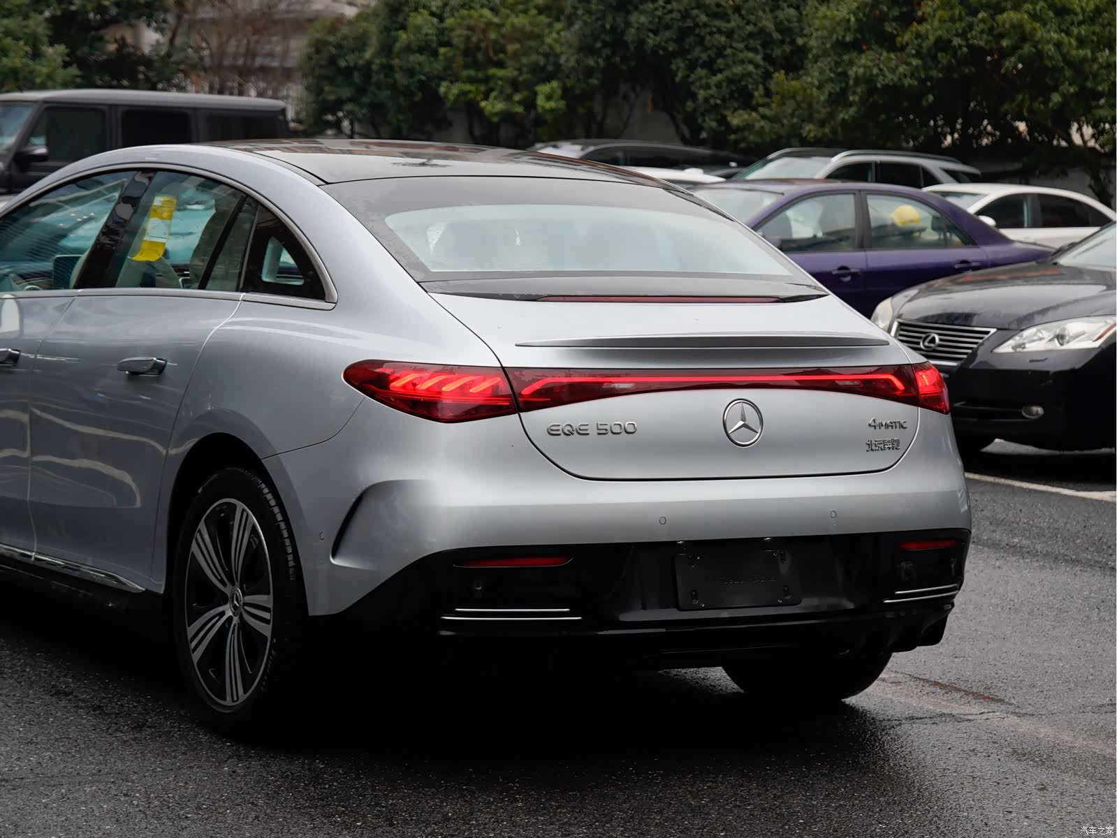 Mercedes-Benz EQE, 2026 8