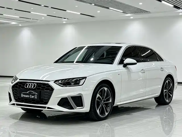 Audi A4L 2020 — купить из Китая под заказ