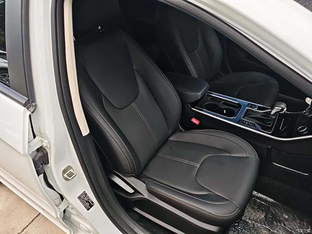 Chery 5, 2026 25