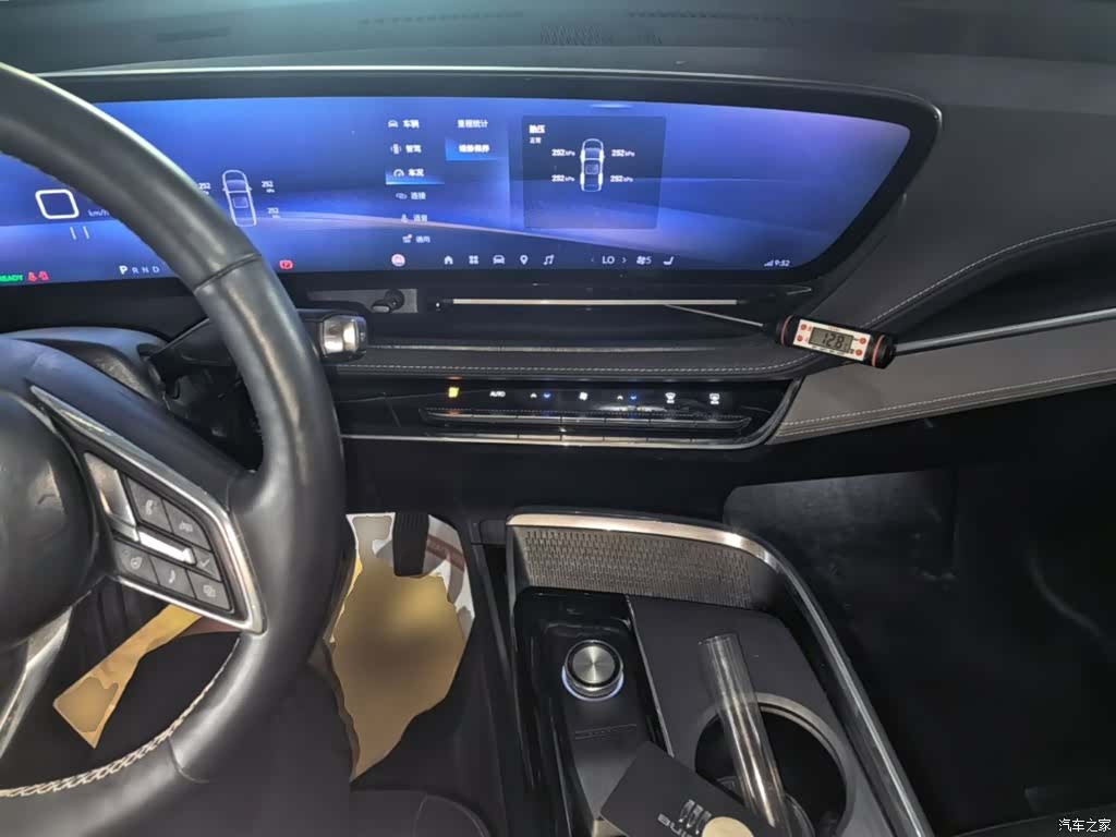 Buick E5, 2024 10