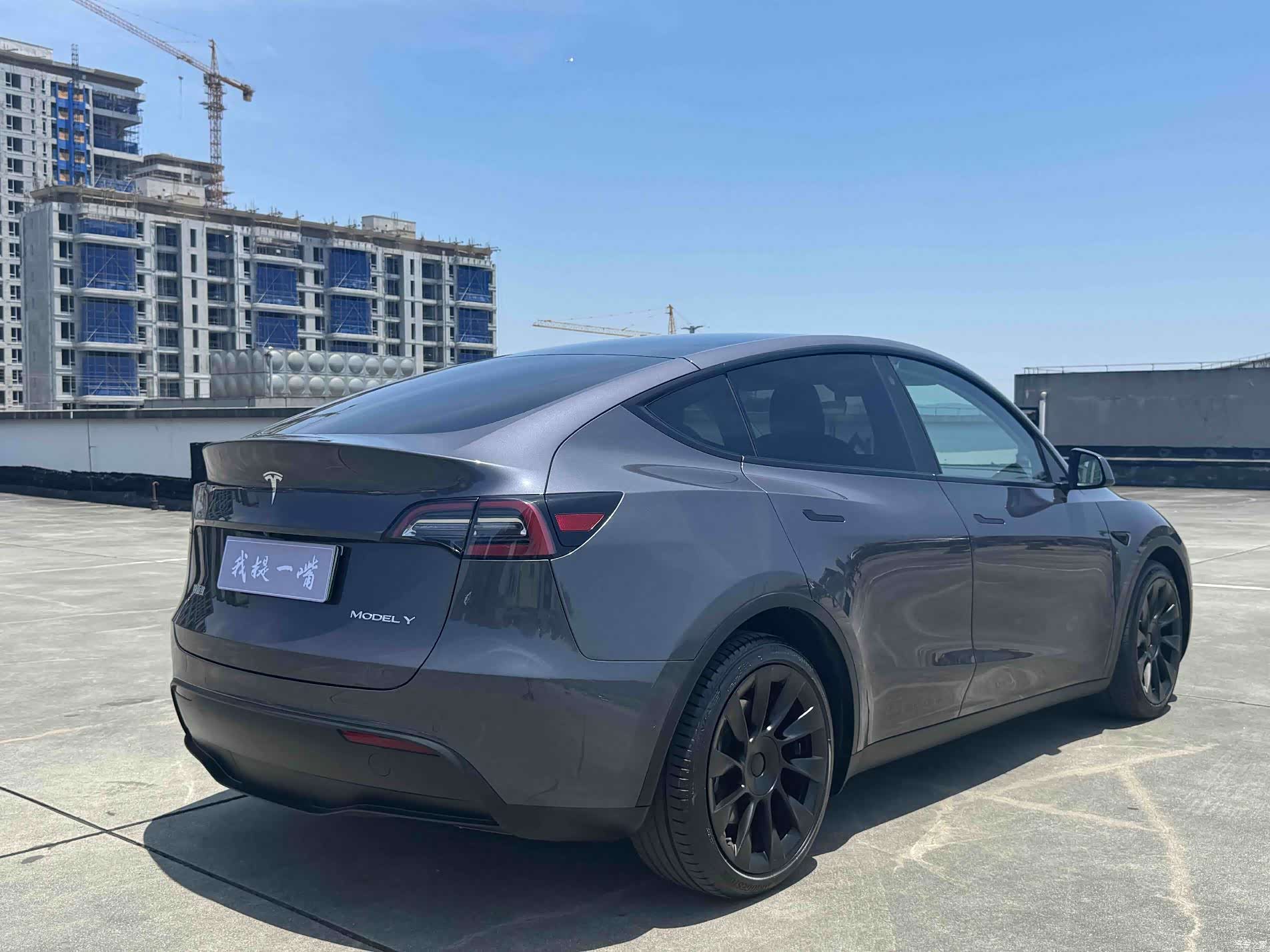 Tesla Model Y, 2021 4