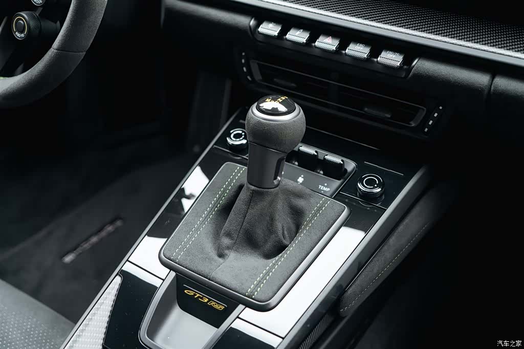 Porsche 911, 1900 18