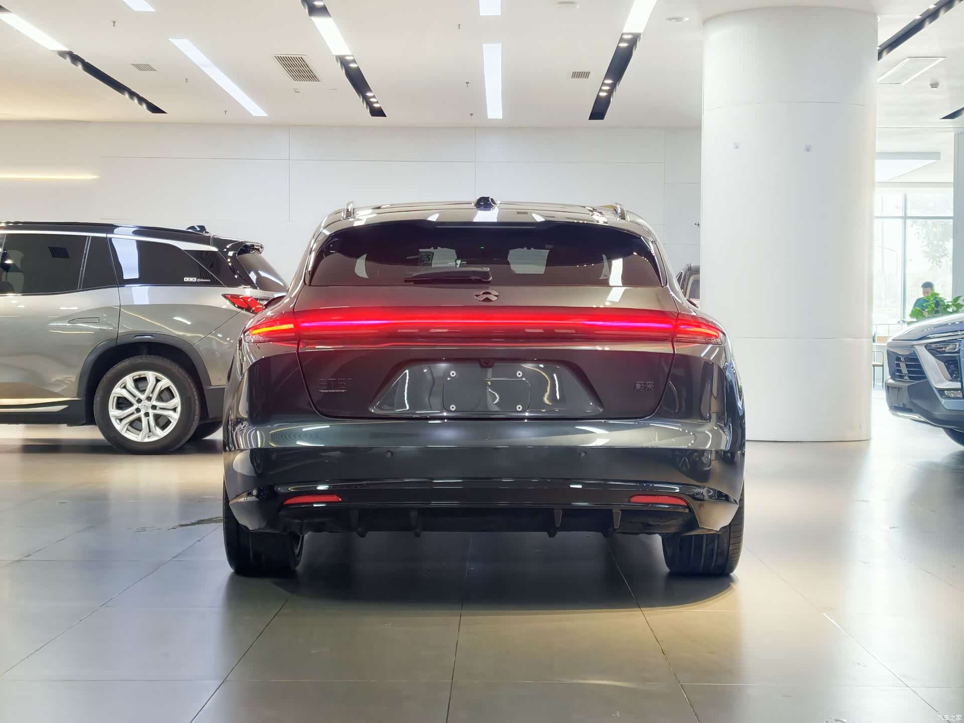 NIO ET5, 2026 все фото