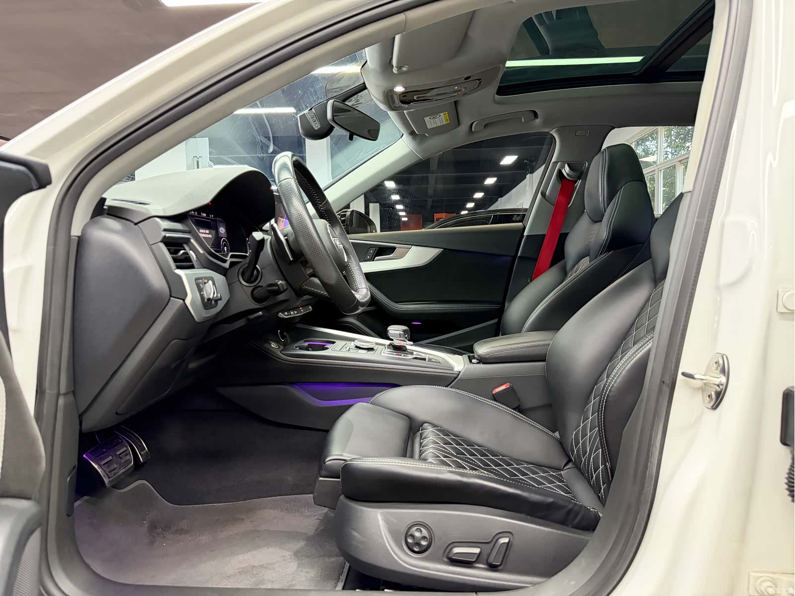 Audi A4L, 2018 4