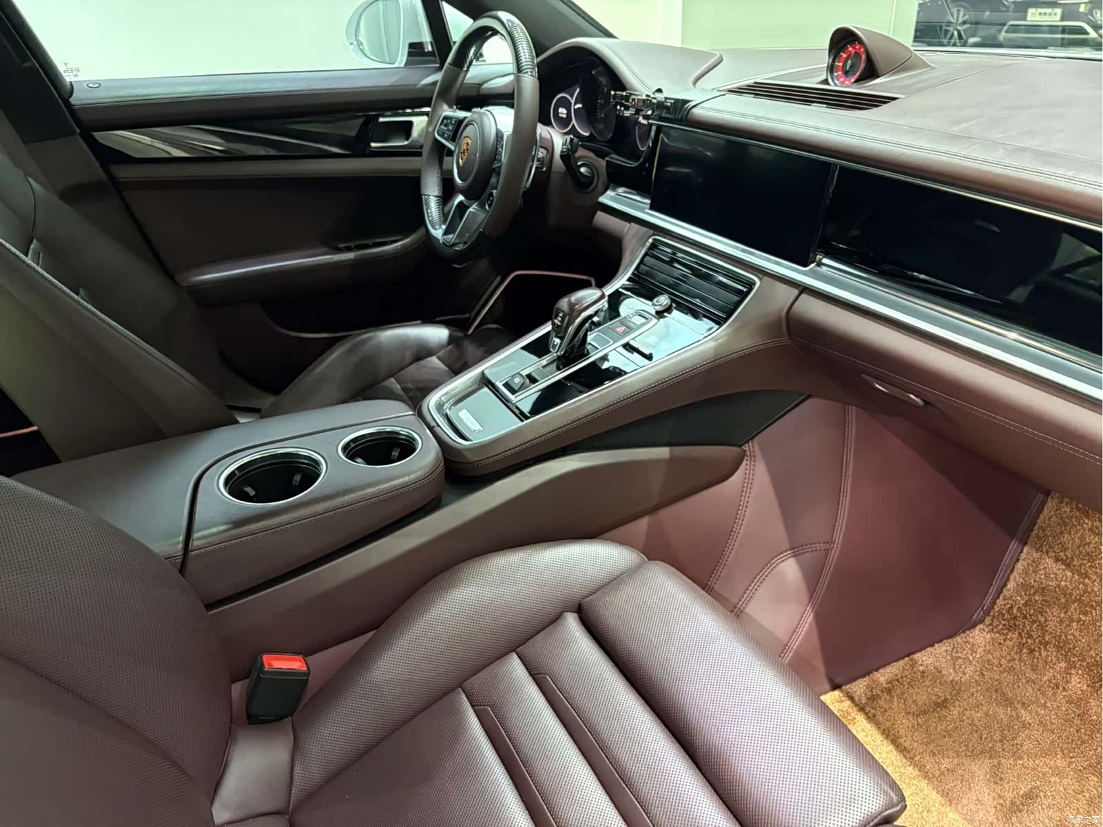 Porsche Panamera, 2018 13