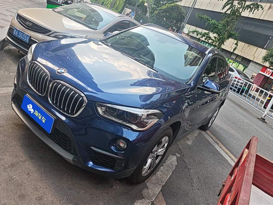 BMW X1