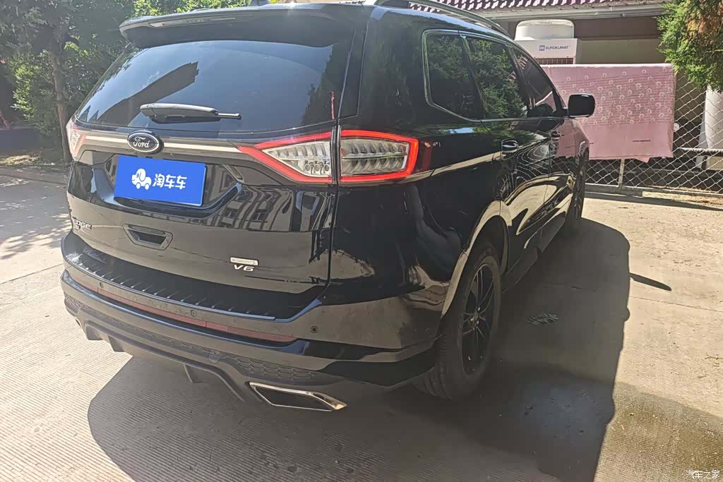 Ford Edge, 2017 3
