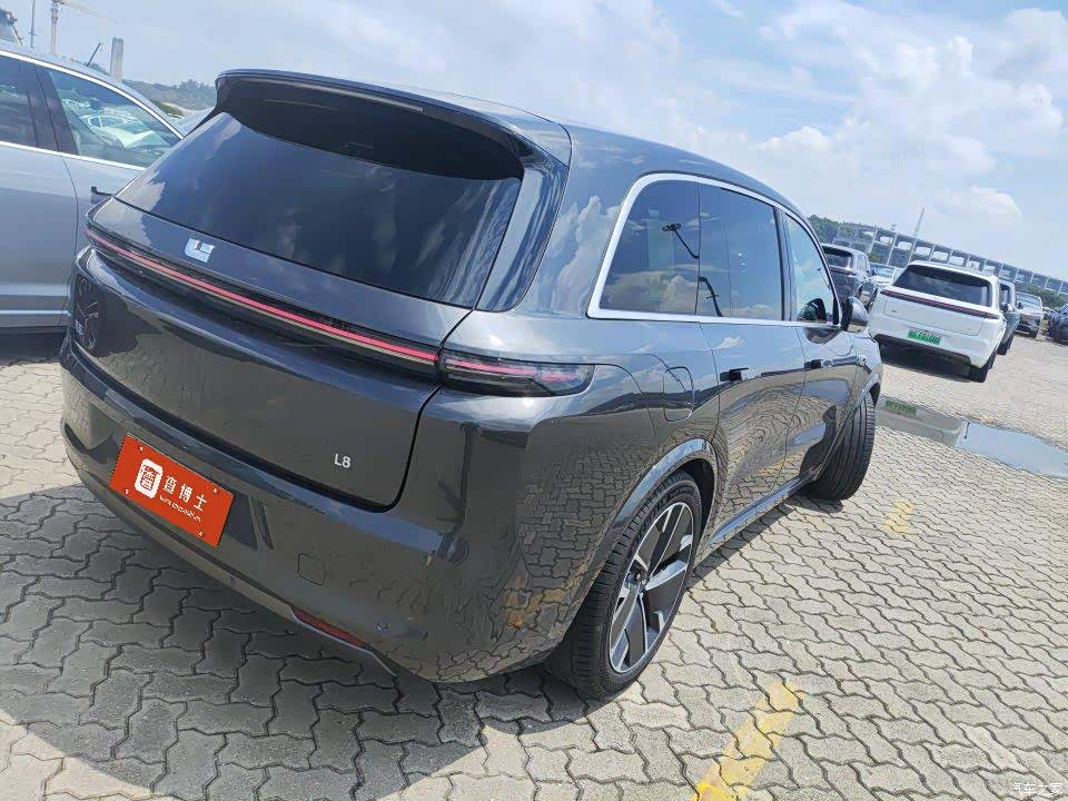 Li Auto L8, 2025 2