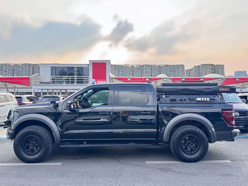 Ford F-150 Raptor