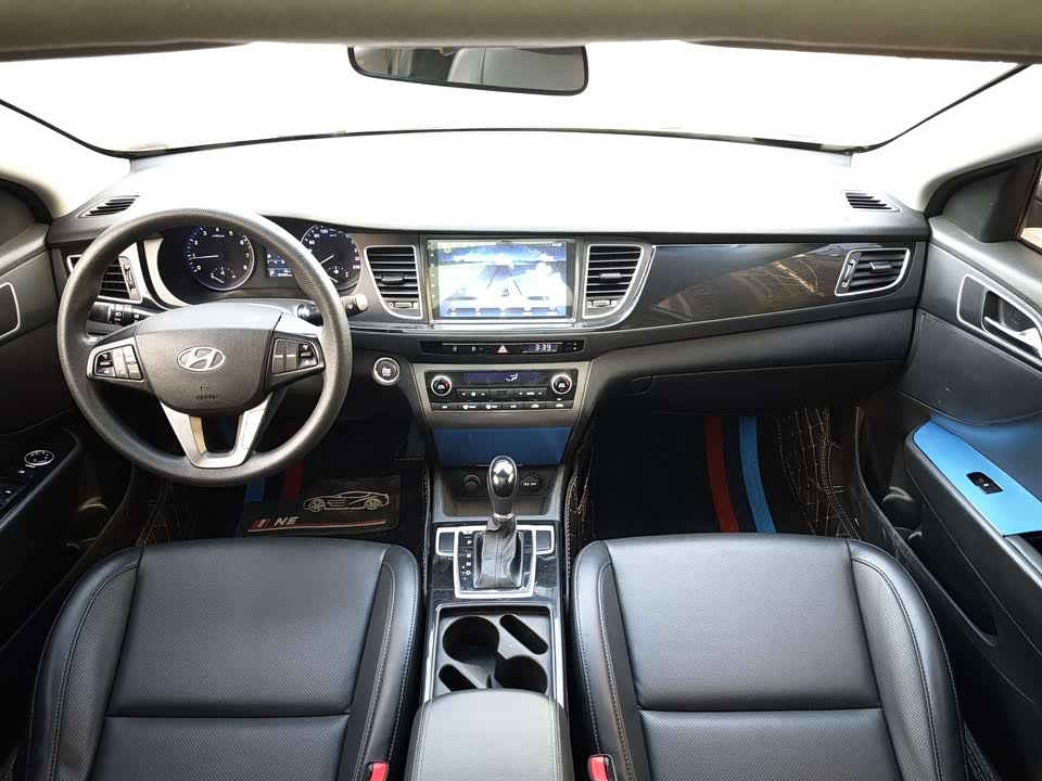 Hyundai Name picture