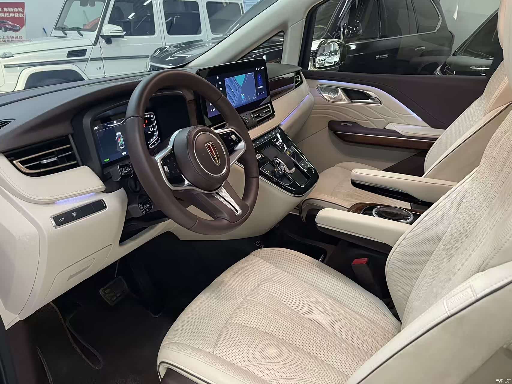Hongqi HQ9, 2022 8