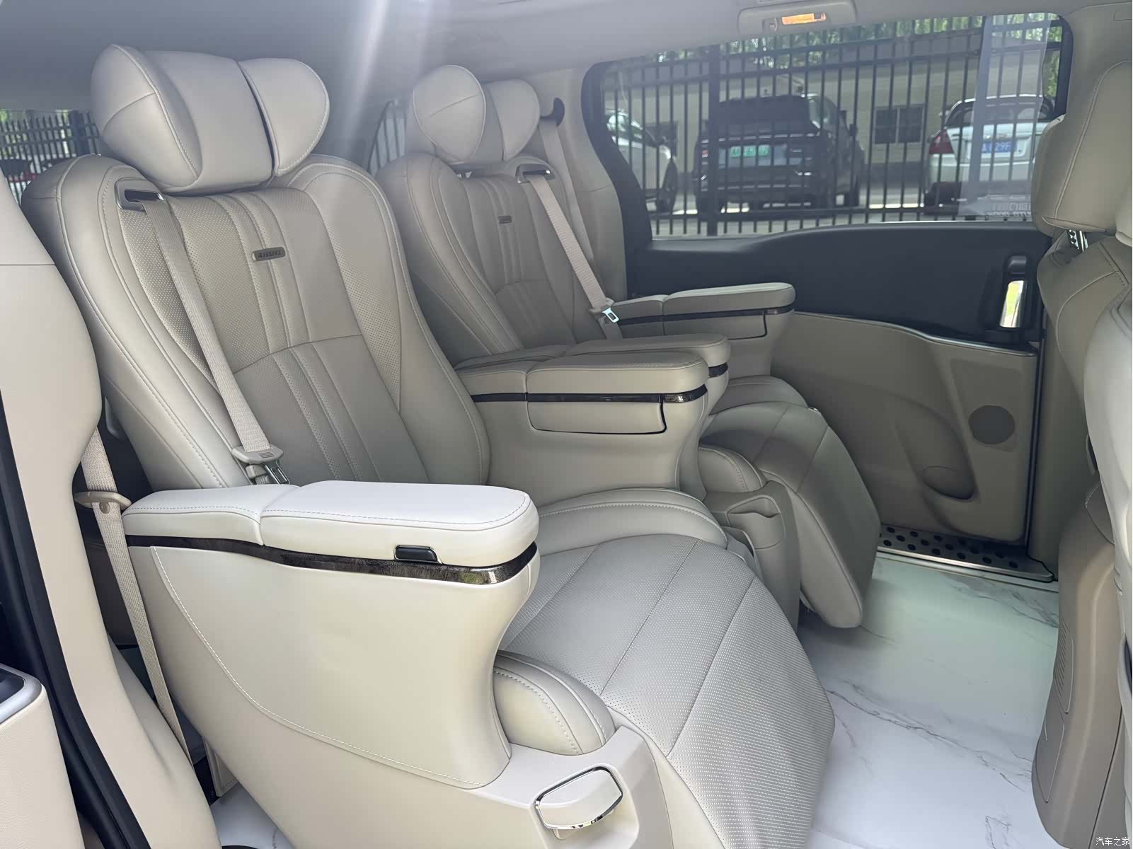 Buick GL8, 2019 12
