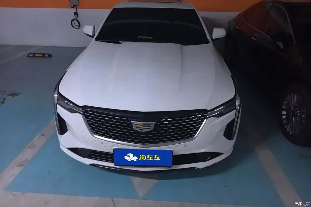 Cadillac CT4, 2023 2