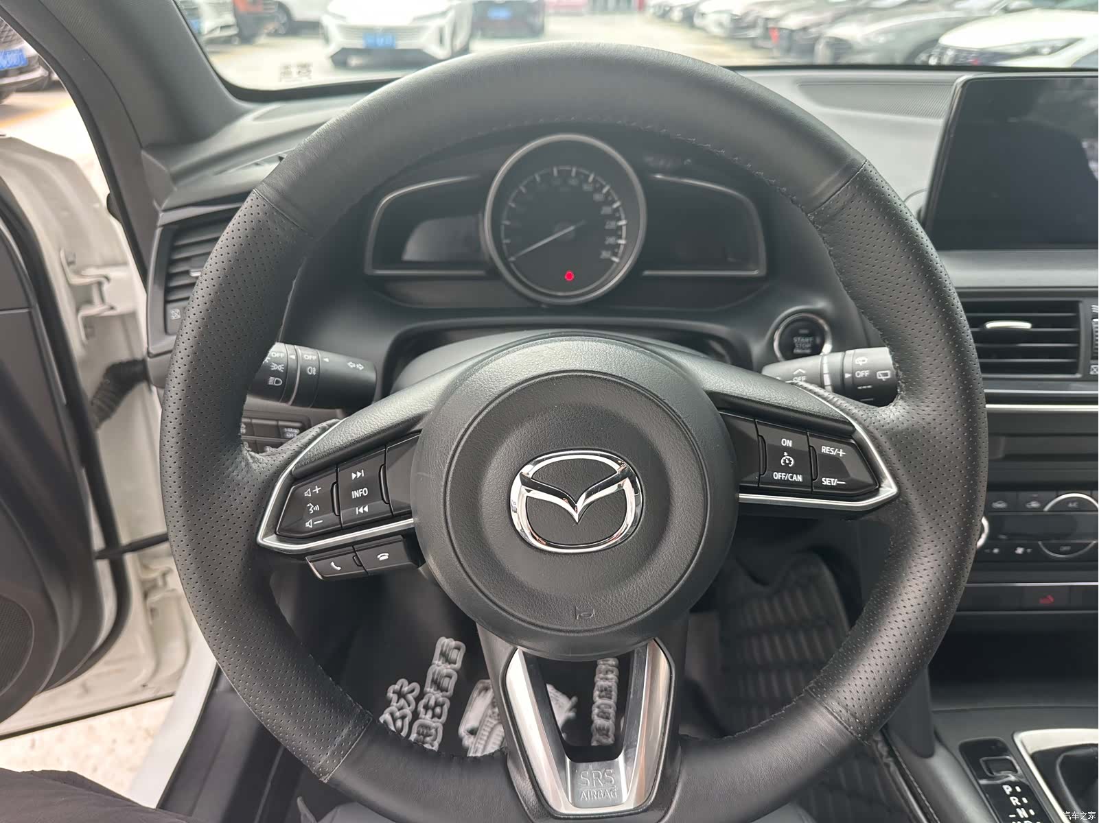Mazda CX-4, 2021 12