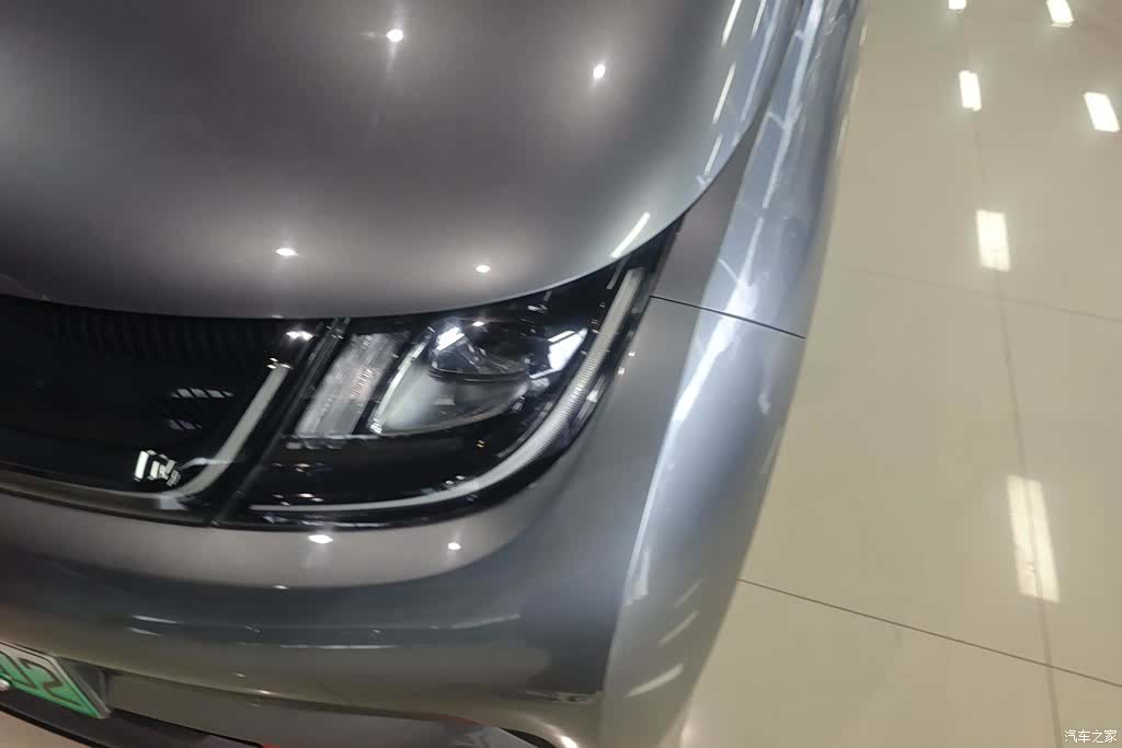 BYD Dolphin, 2022 все фото