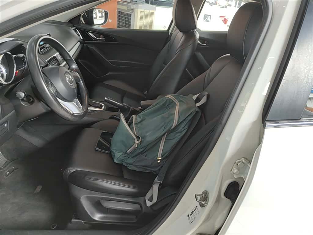 Mazda Mazda3, 2016 15