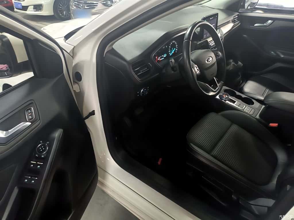 Ford Focus, 2020 16