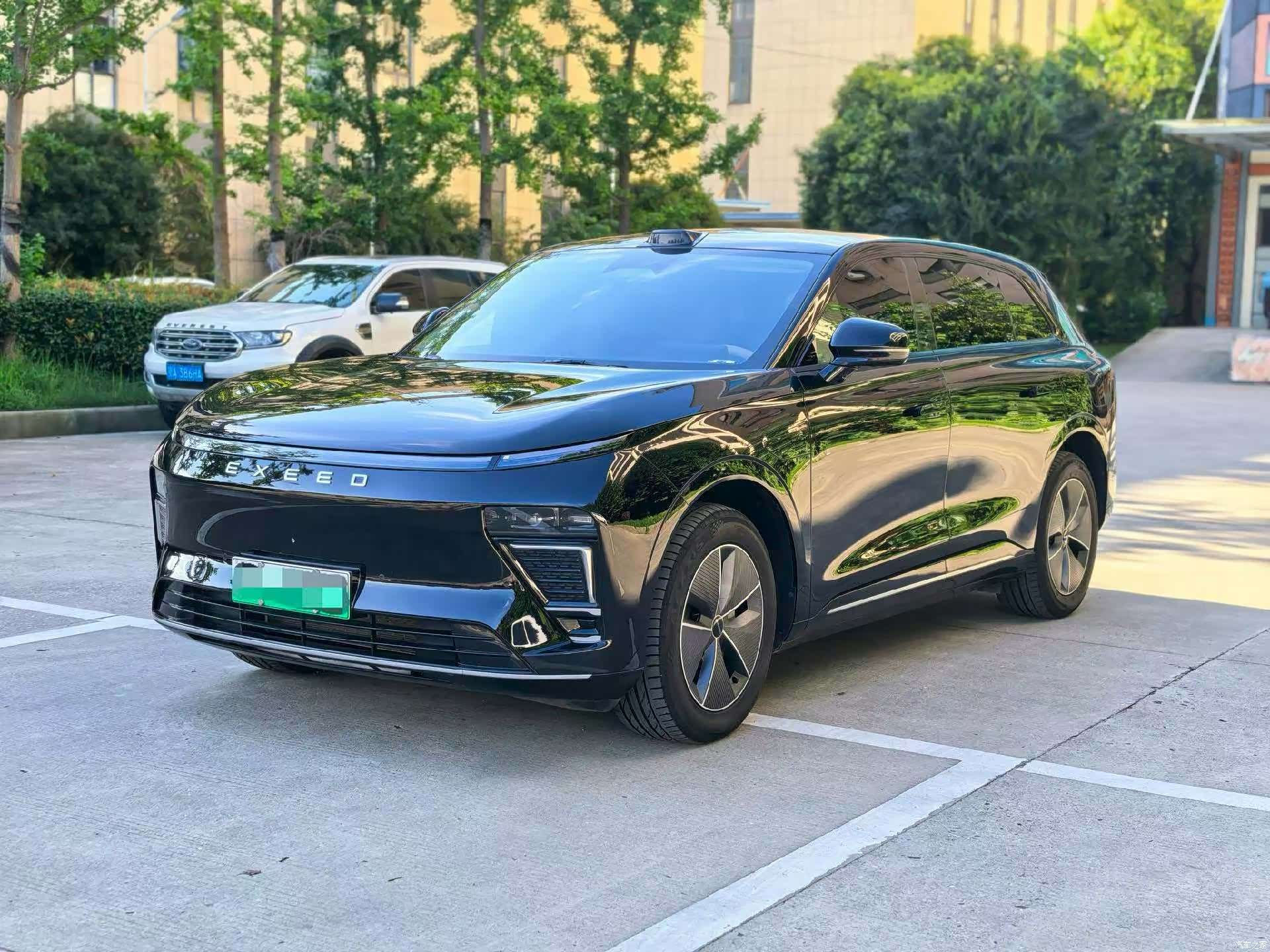 Exeed Yuan, 2025 1