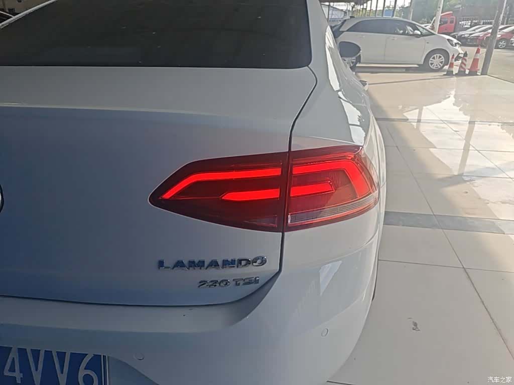 Volkswagen Lamando, 2016 8