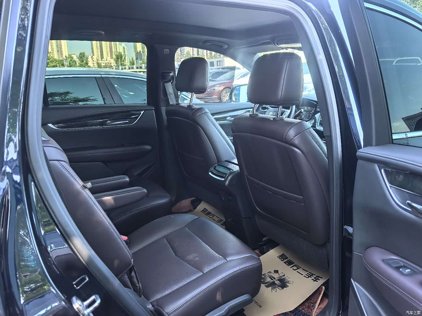 Cadillac XT6, 2022 8