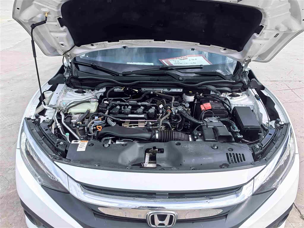 Honda Civic, 2018 12