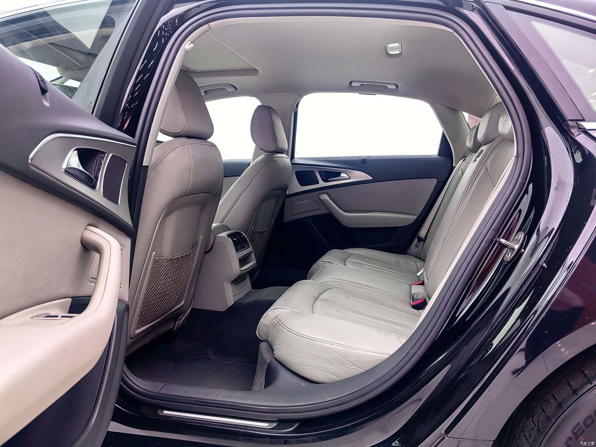 Audi A6L, 2016 9
