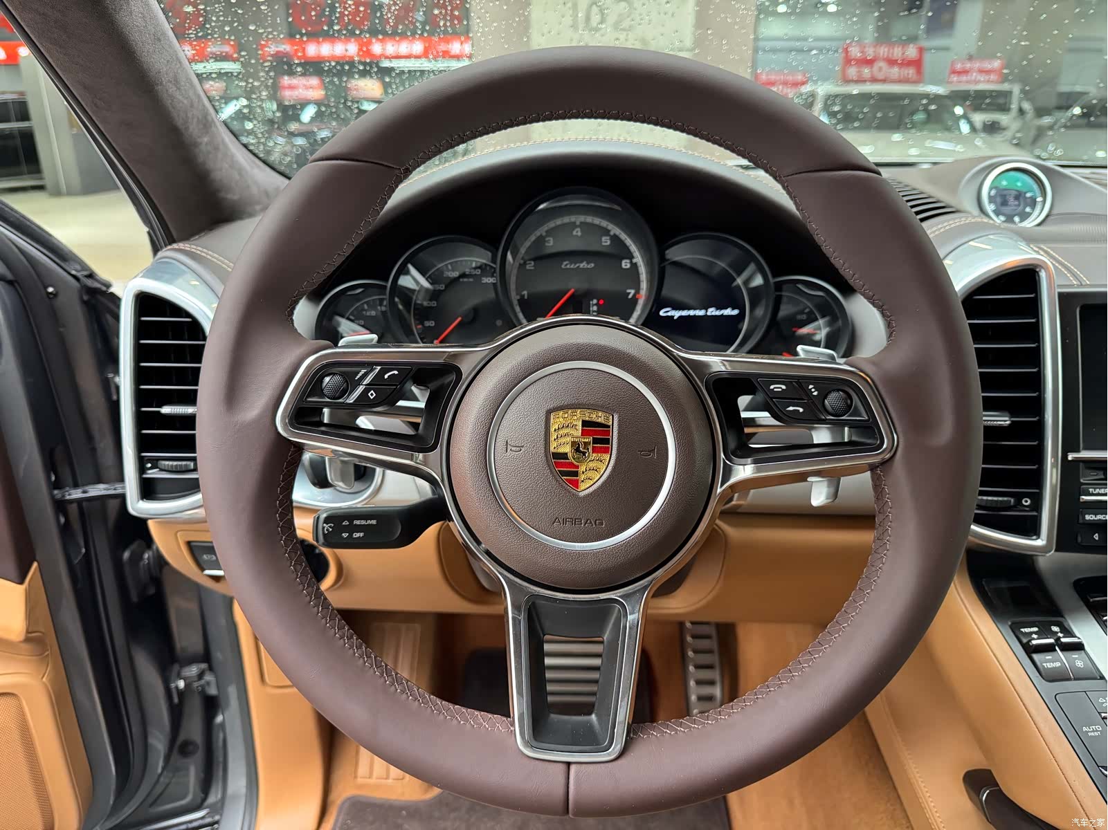 Porsche Cayenne, 2012 9