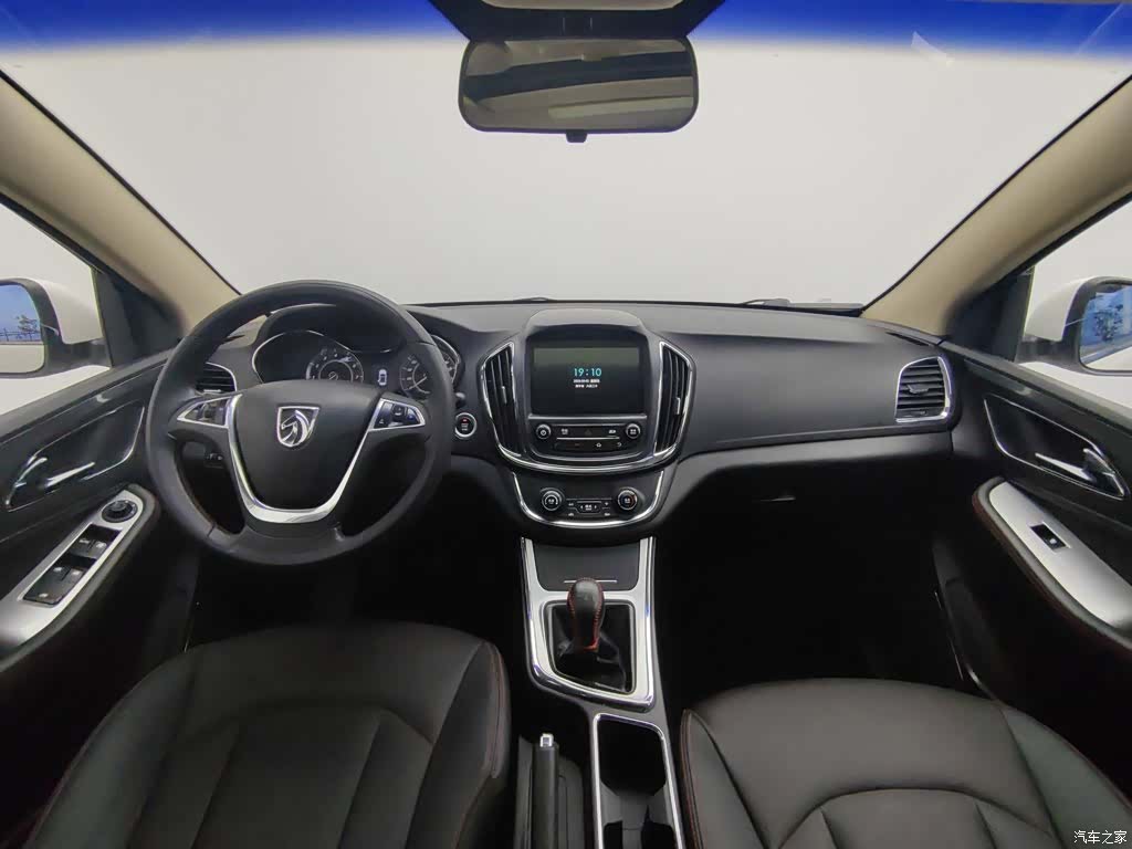 Wuling 560, 2015 все фото