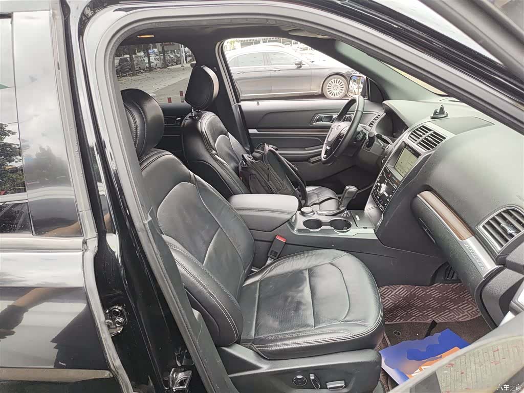 Ford Explorer, 2018 16