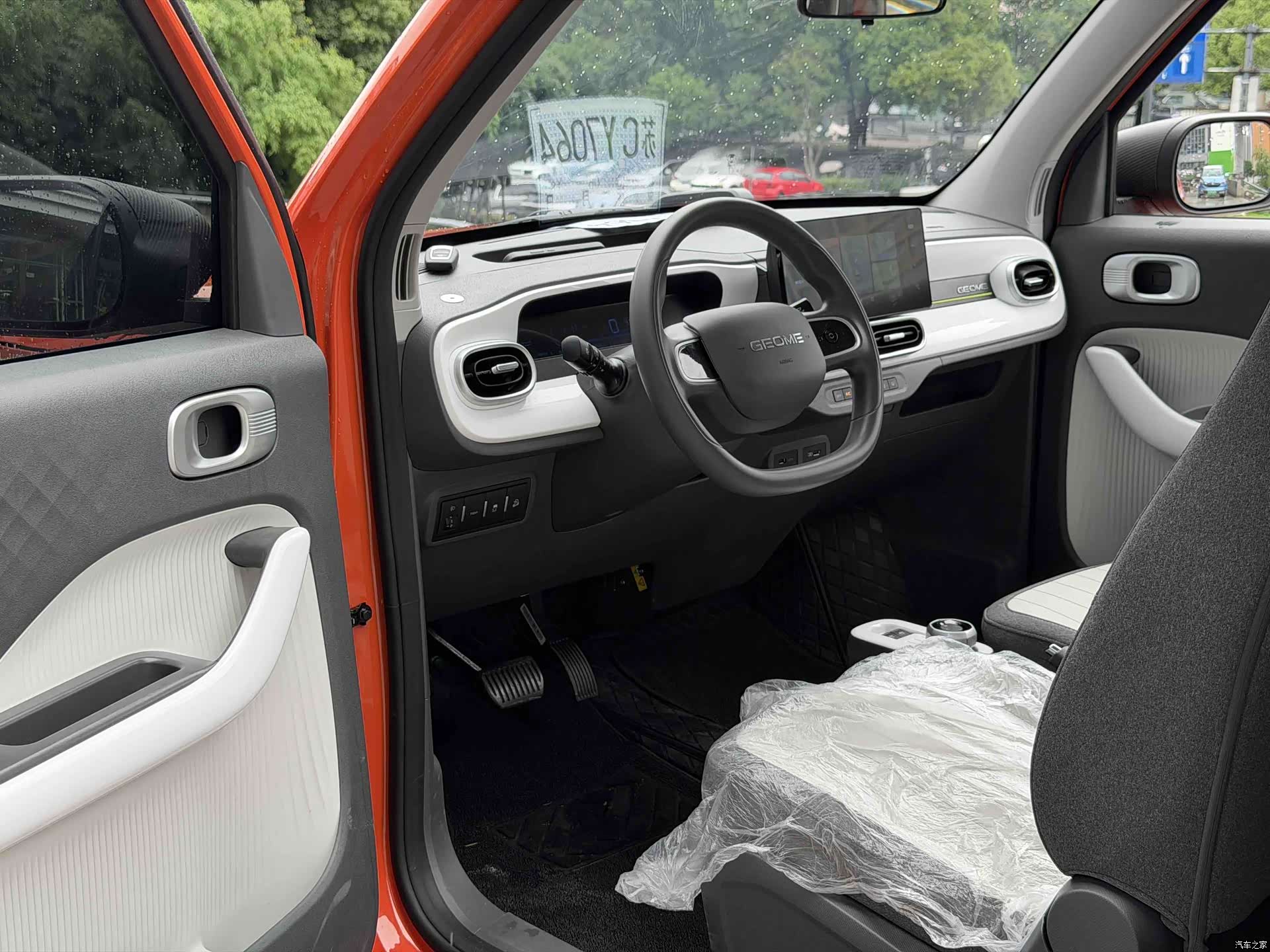 Geely Panda, 2026 18