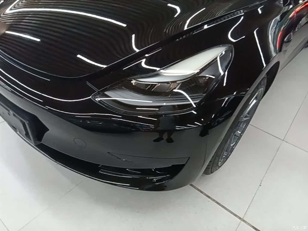 Tesla Model 3, 2021 24