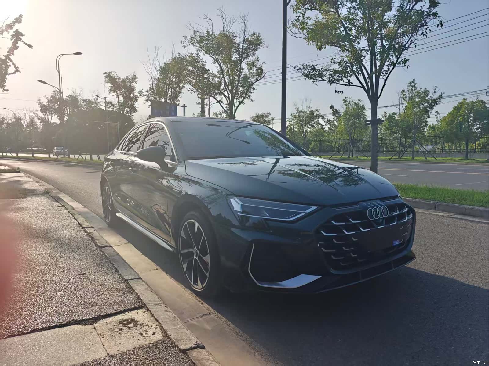 Audi Flying Spur, 2025 3