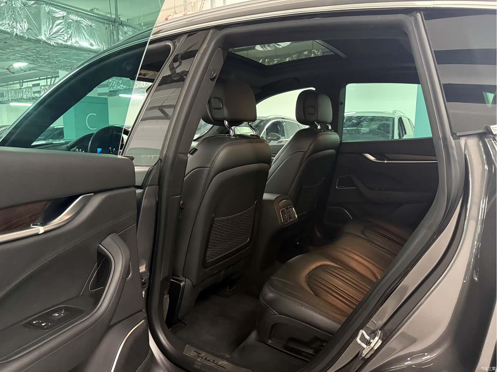 Maserati Levante, 2018 все фото