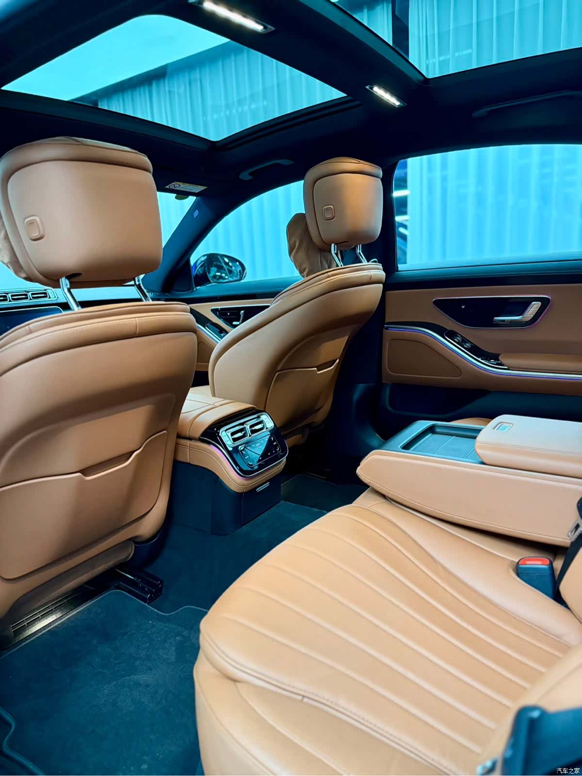 Mercedes-Benz S-Class, 2023 14