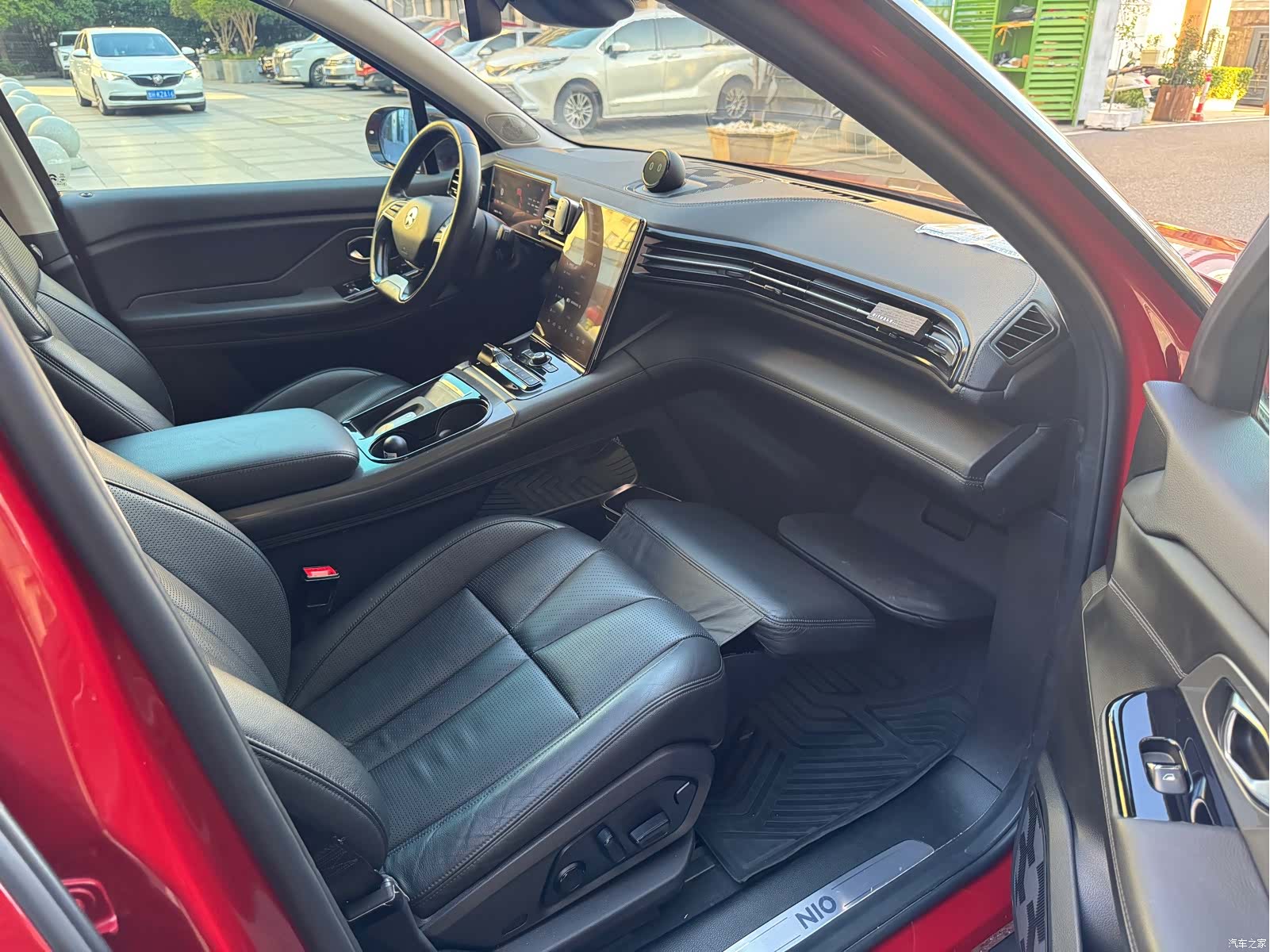 NIO ES8, 2019 25