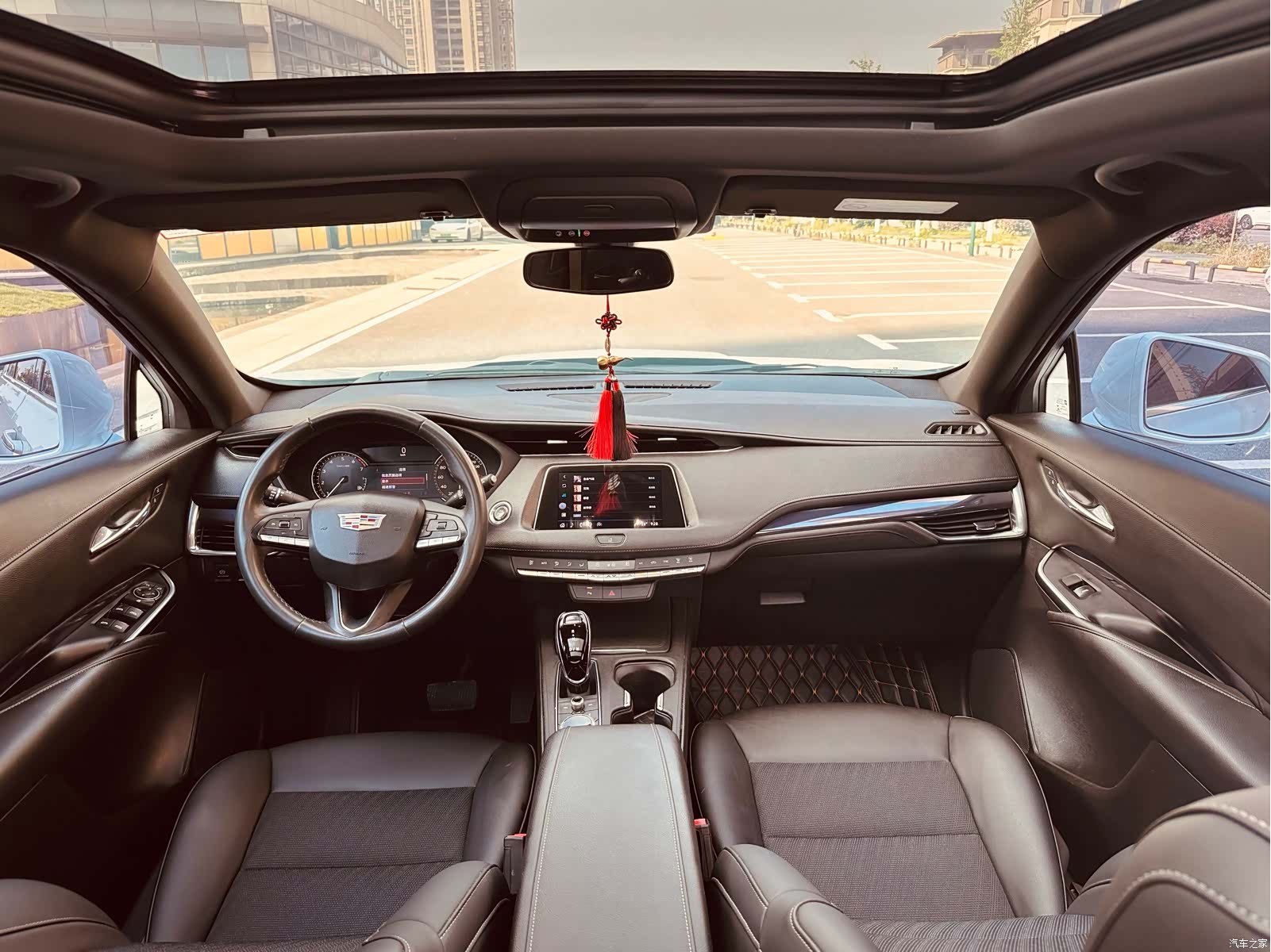 Cadillac XT4, 2022 6