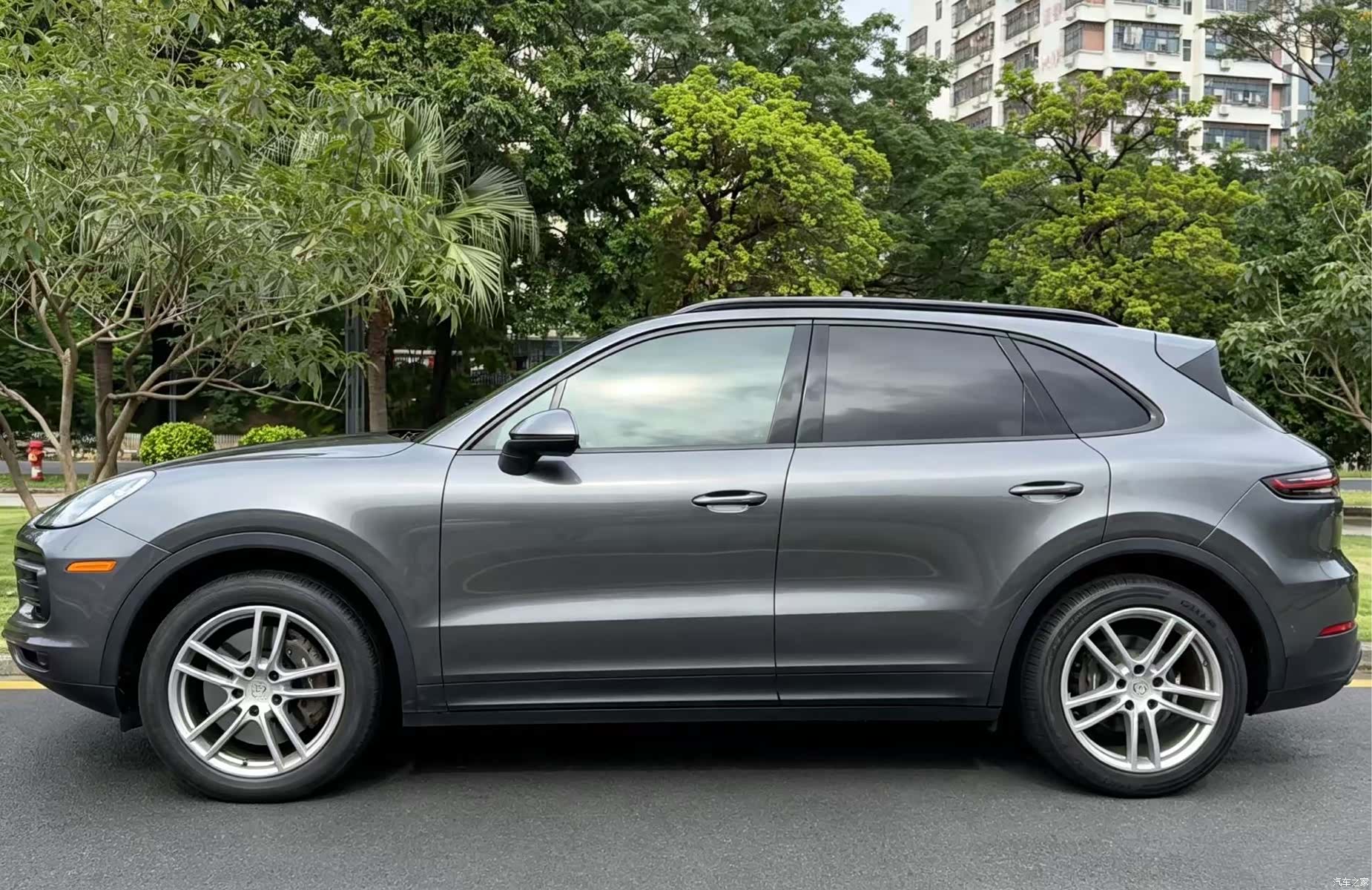 Porsche Cayenne, 2022 3