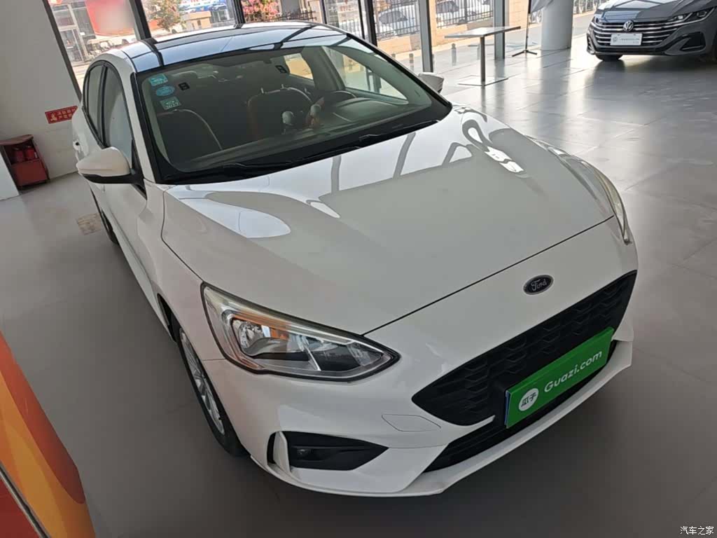 Ford Focus, 2020 4