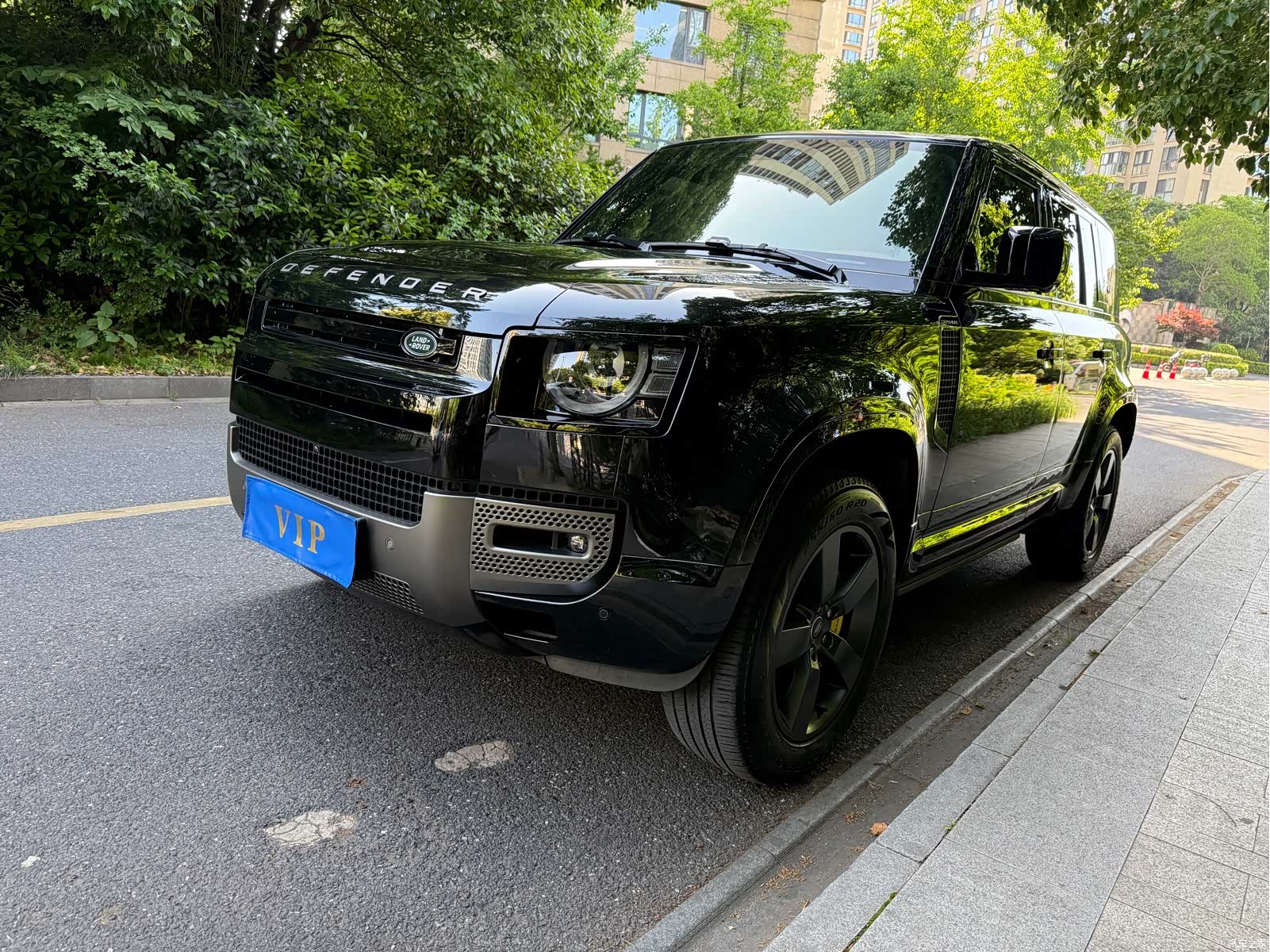 Land Rover Defender, 2024 1