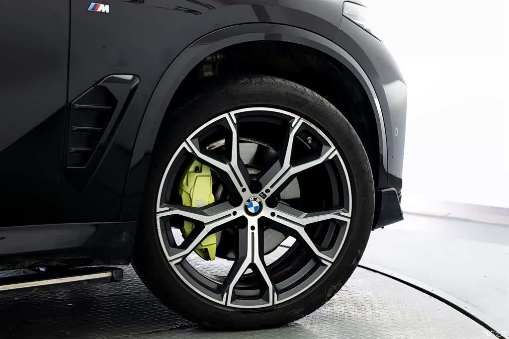 BMW X5, 2024 21