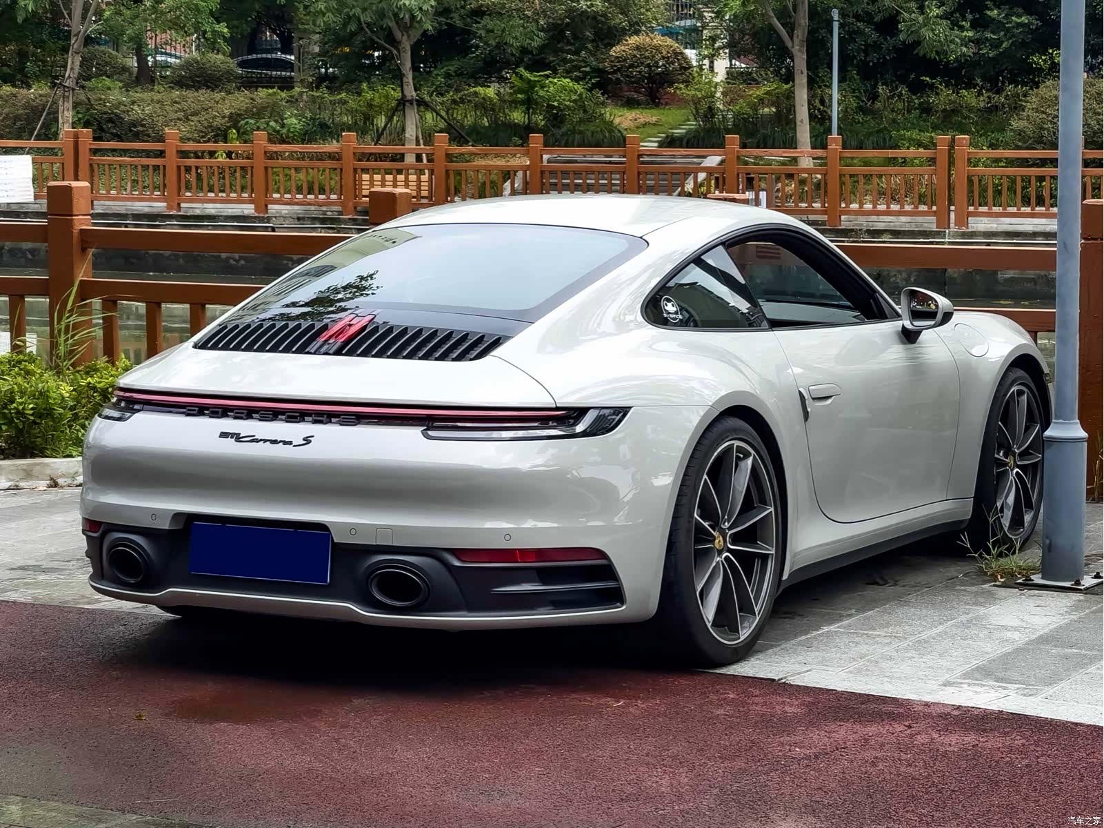 Porsche 911, 2020 8